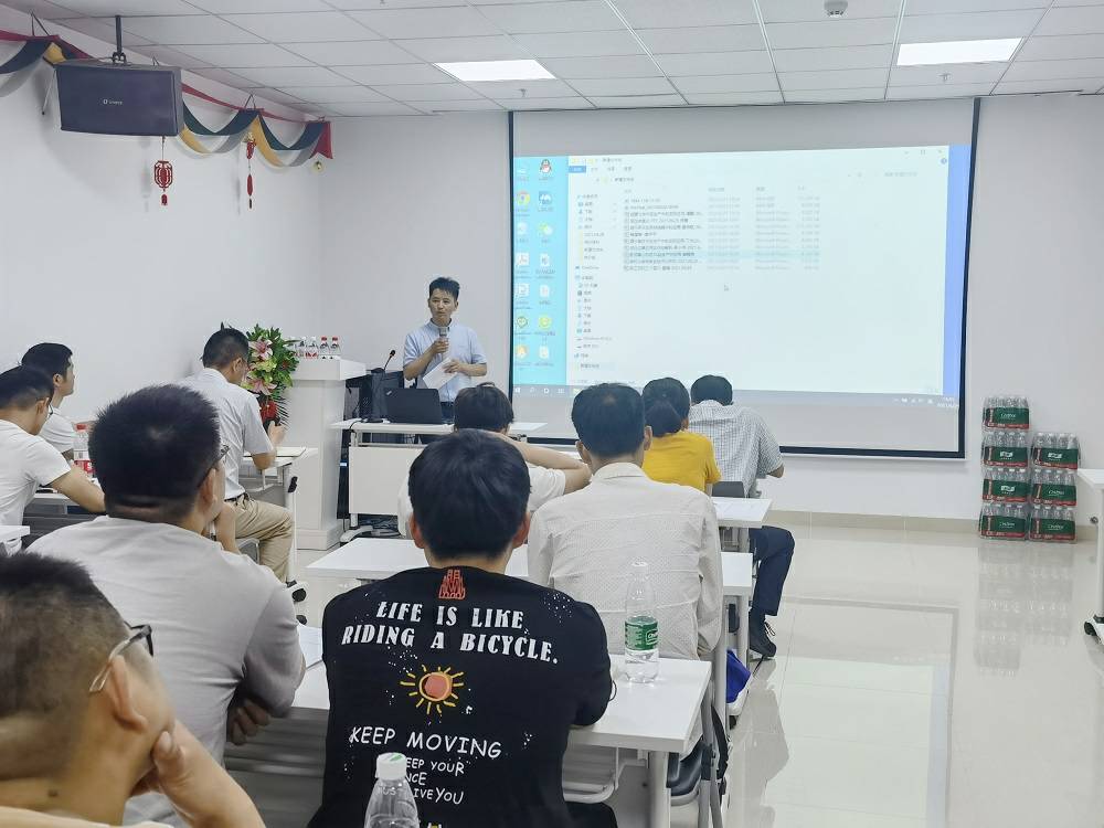 球王会官方版网站登录入口-球王会(中国)药业技术交流会 (3) - 副本.jpg